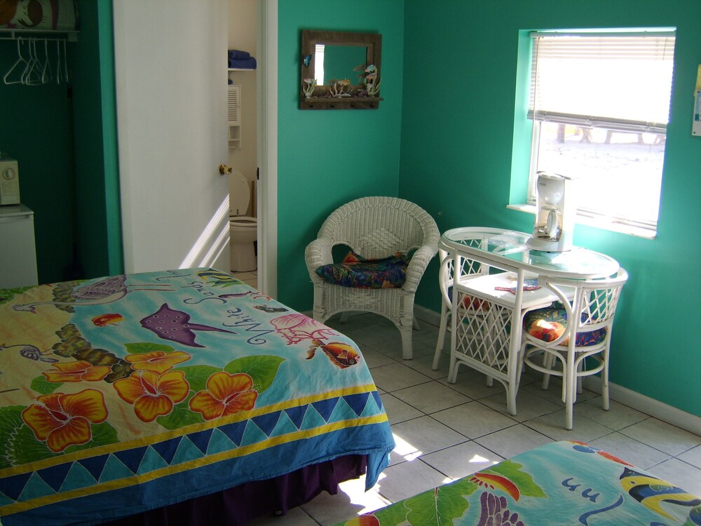 White Sands Inn - photo 2