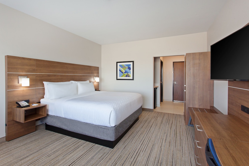 Holiday Inn Express & Suites Moses Lake by IHG - photo 9