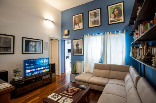 Travellers Photo Home — 4-Star Luxury Hotel in Palermo, Italy