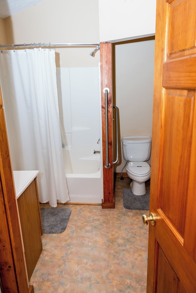 Mountain Aire Cottages & Inn - photo 220