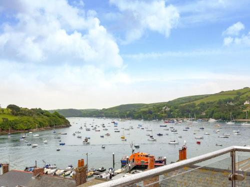 Upper Sheldon House Cottage — 4-Star Luxury Hotel in Salcombe, United Kingdom