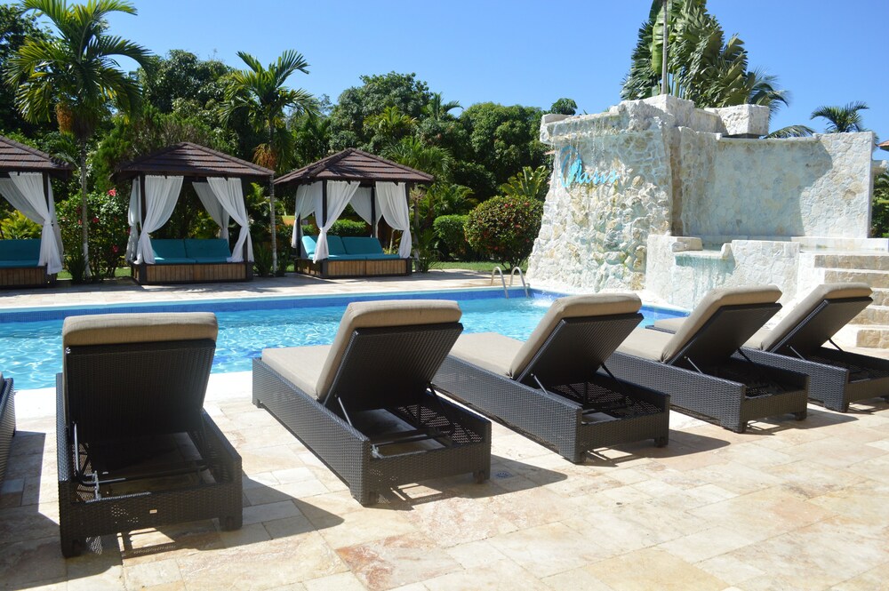 The Oasis Resort - last minute hotel in Negril