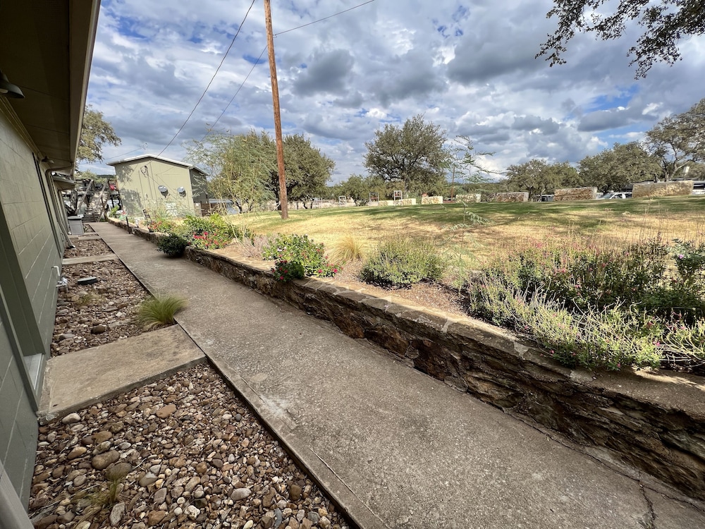 Painted Sky Inn - photo 42