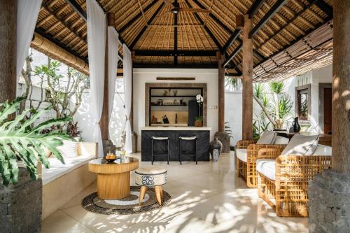 Rumah Ananda Bali Balinese Villa Umalas — 4-Star Luxury Hotel in Canggu, Indonesia