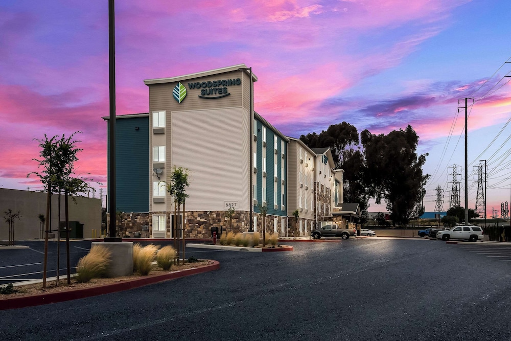 WoodSpring Suites Bellflower Los Angeles - photo 32