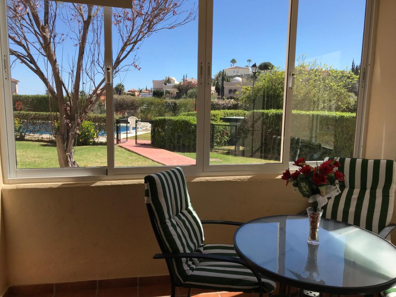 Apartamento las Brisas — 4-Star Luxury Hotel in Mijas, Spain