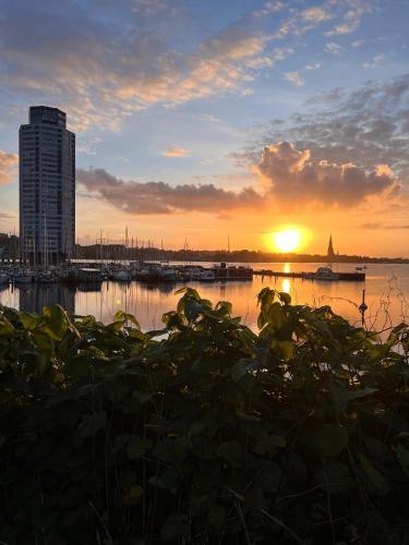 Wikingturm - carbon neutral hotel in Schleswig