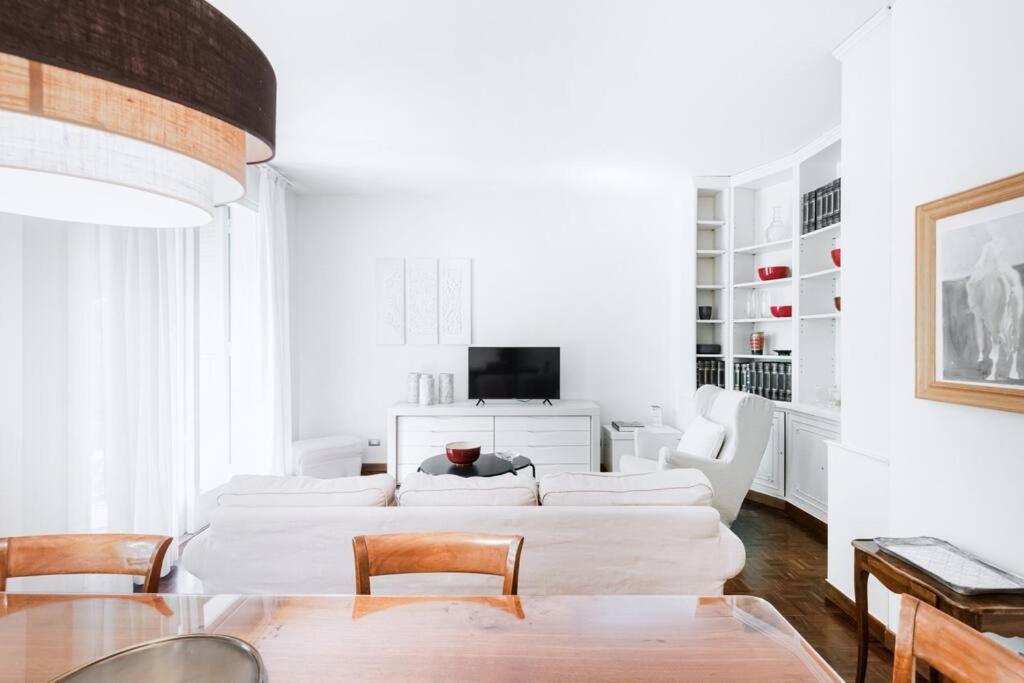 Easylife Milano Cherubini 6 City Life — 4-Star Luxury Hotel in Milan, Italy