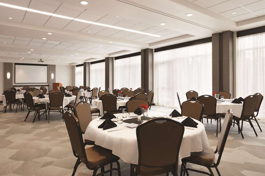 Hyatt Place Buffalo Amherst - photo 22