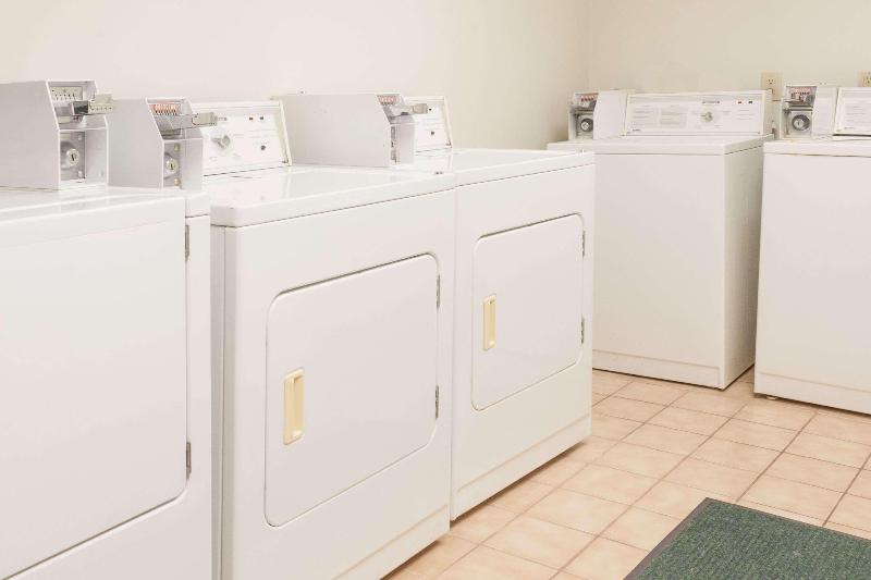 Wingate By Wyndham Atlanta Six Flags Austell — hotel in Austell