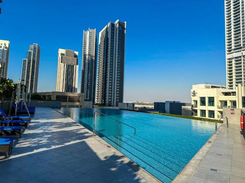 HiGuests Creekside 18 Tower A — 5-Star Luxury Hotel in Dubai, United Arab Emirates