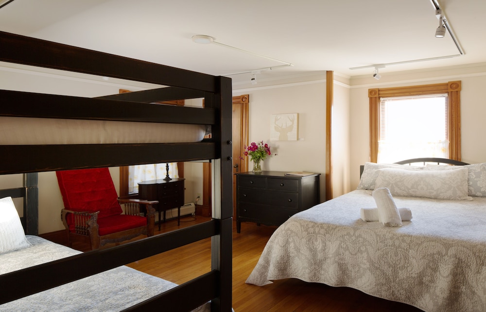 Homestyle Hotel Inn & Restaurant - photo 7