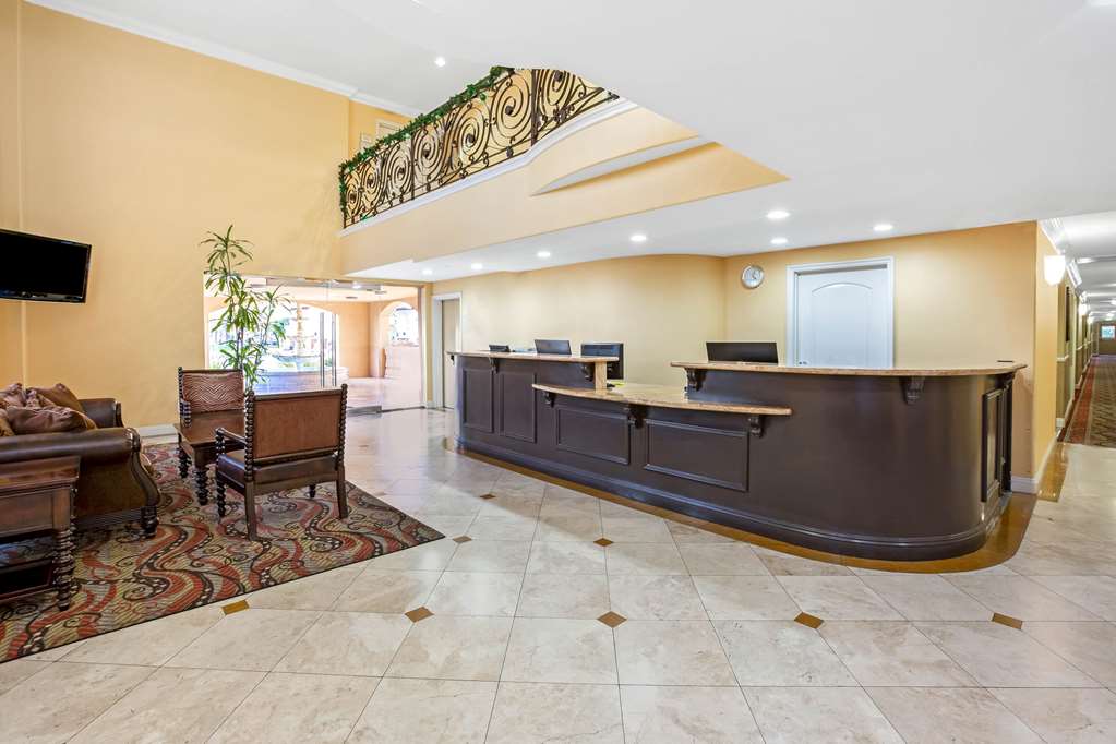 La Quinta Inn & Suites by Wyndham Moreno Valley - photo 8