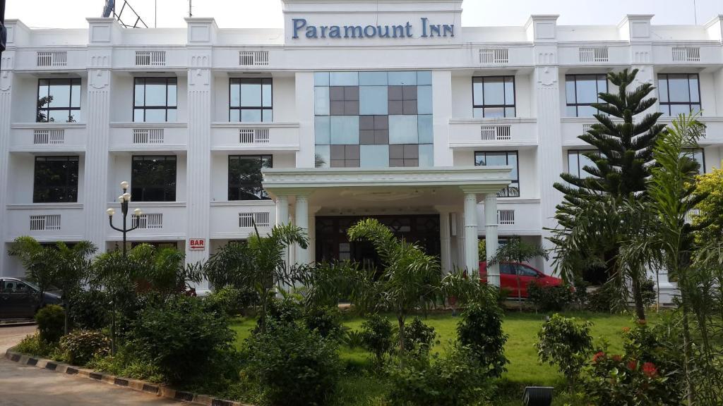 Paramount Inn in Sriperumbudur, India