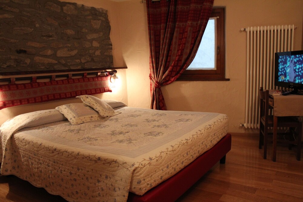 Lo Micio di Tata in Pre Saint Didier, Italy