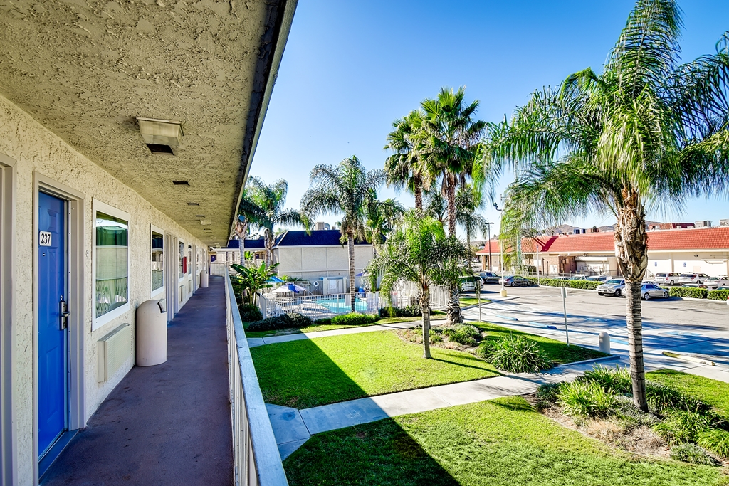 Motel 6 Riverside CA South - photo 6