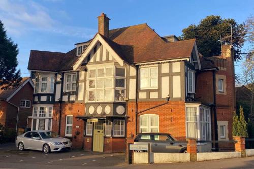Cleveland House Perfect for Beaches and Town. — 4-Star Luxury Hotel in Bournemouth, United Kingdom