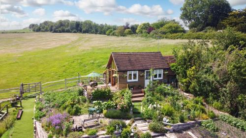 Observatory at South Downs Stay — 4-Star Luxury Hotel in Houghton, United Kingdom
