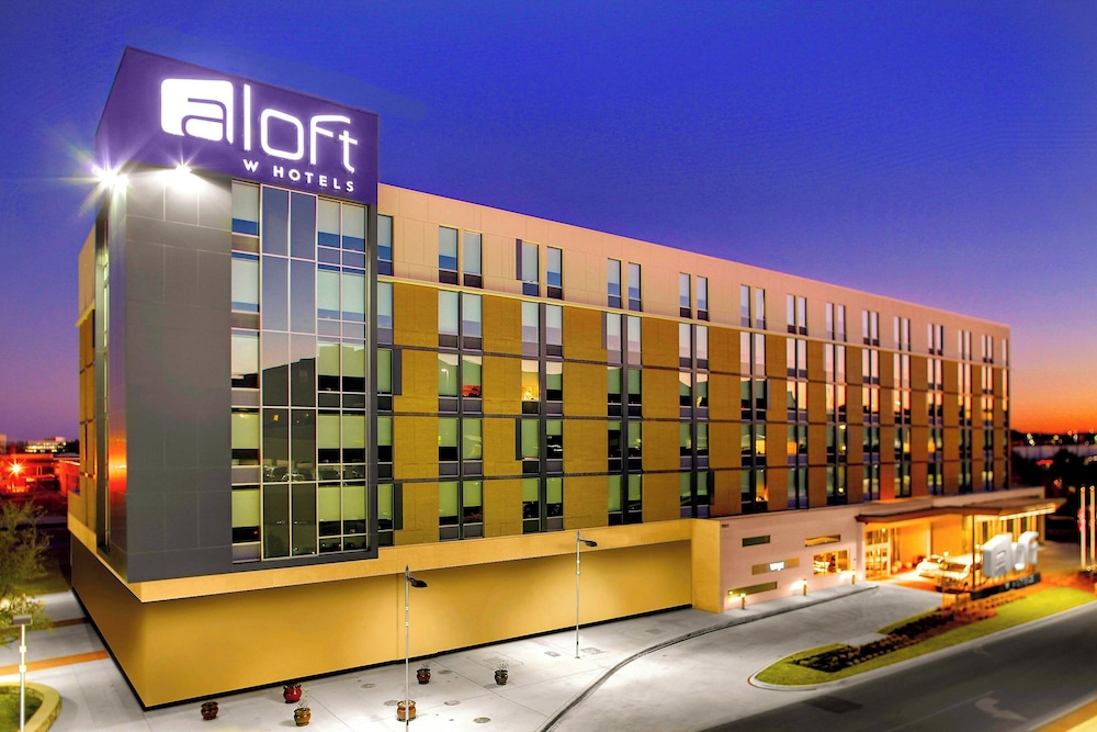 Aloft Austin at The Domain - photo 56