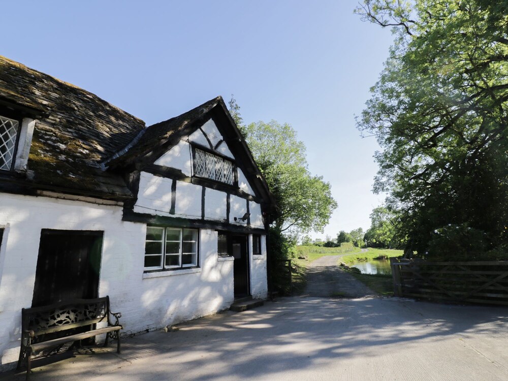 Fern Hall Cottage — 4-Star Luxury Hotel in Hereford, United Kingdom