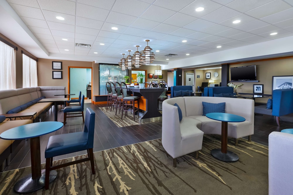 Hampton Inn Marysville - photo 2