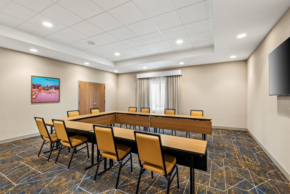 Hampton Inn by Hilton Cooperstown - photo 34