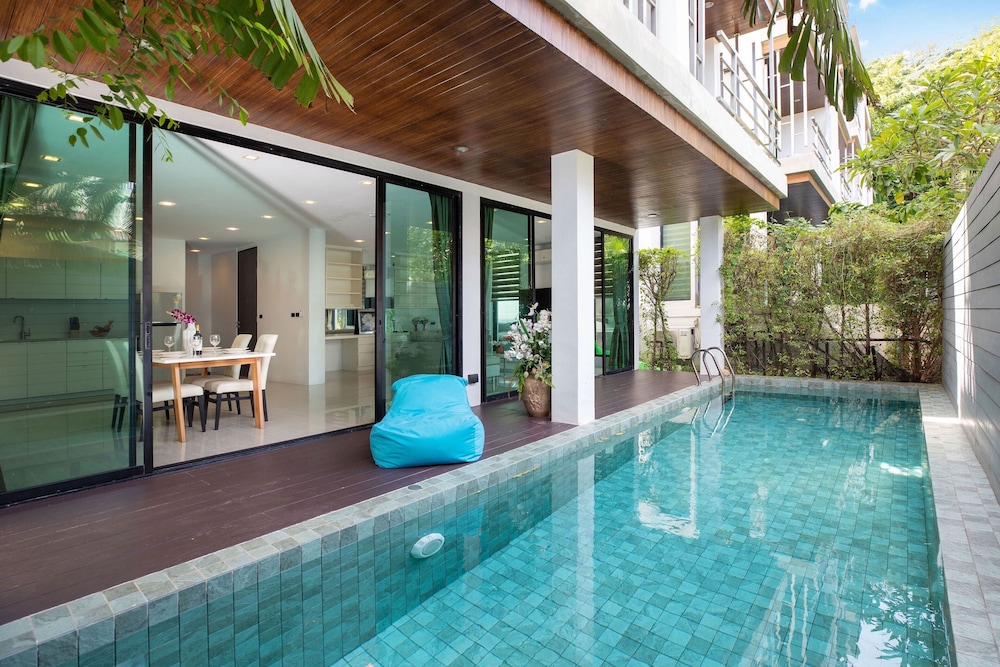 Lively Stay at Vibrant Kata 4BR Pool Villa B2 near Beach UTK2 — 4-Star Luxury Hotel in Phuket, Thailand