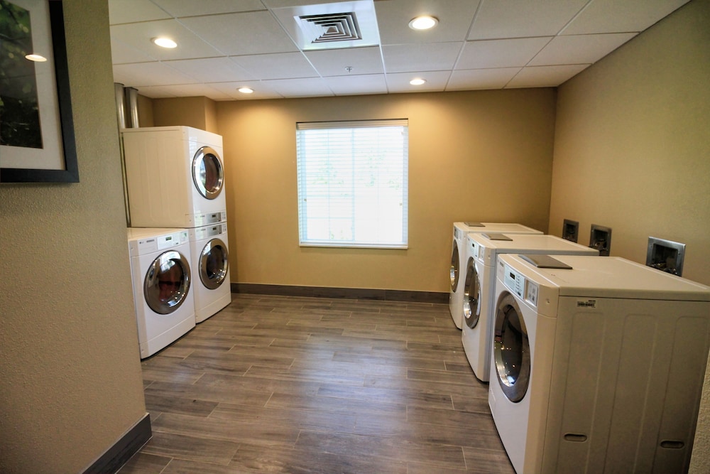 Candlewood Suites Memphis East by IHG - photo 24