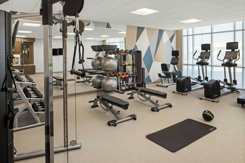 Springhill Suites BY Marriott Bettendorf - photo 22