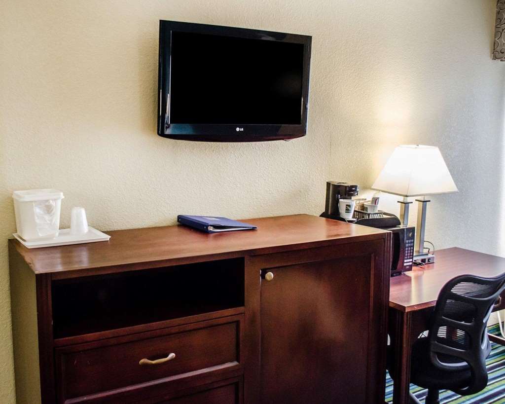 Quality Inn & Suites Medina Akron West - photo 20