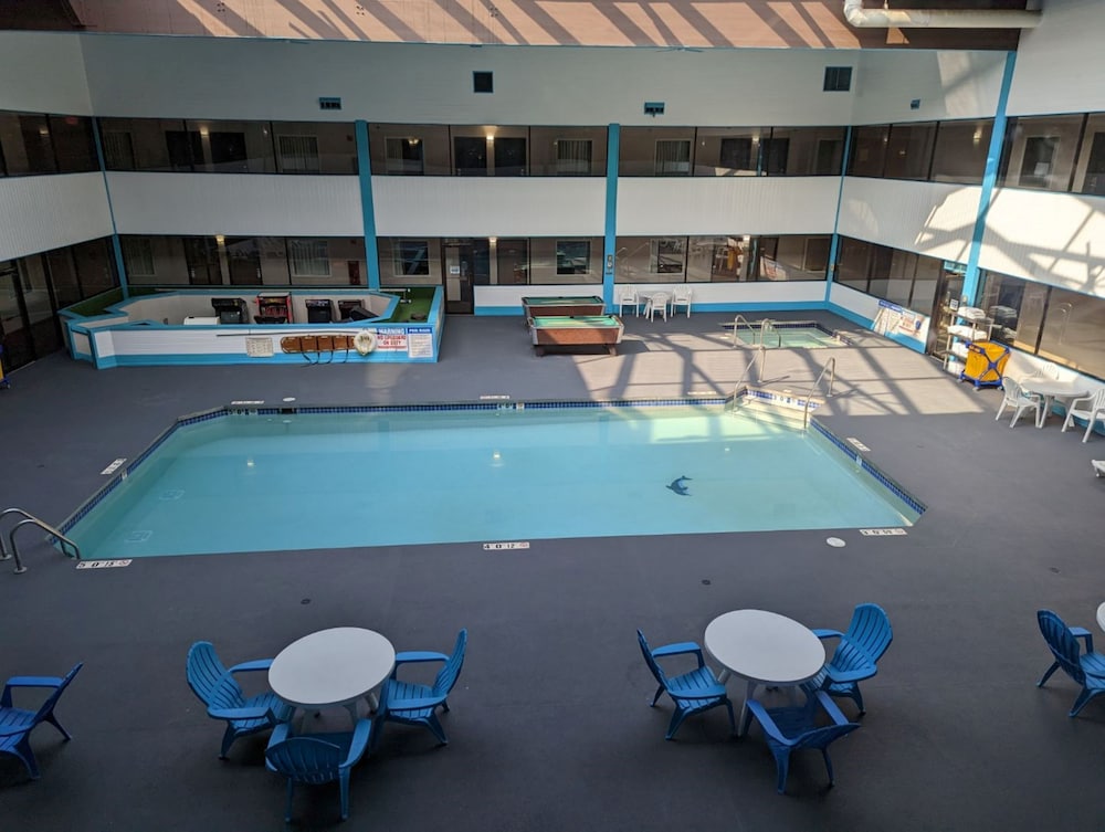 Woodfield Inn and Suites - photo 25