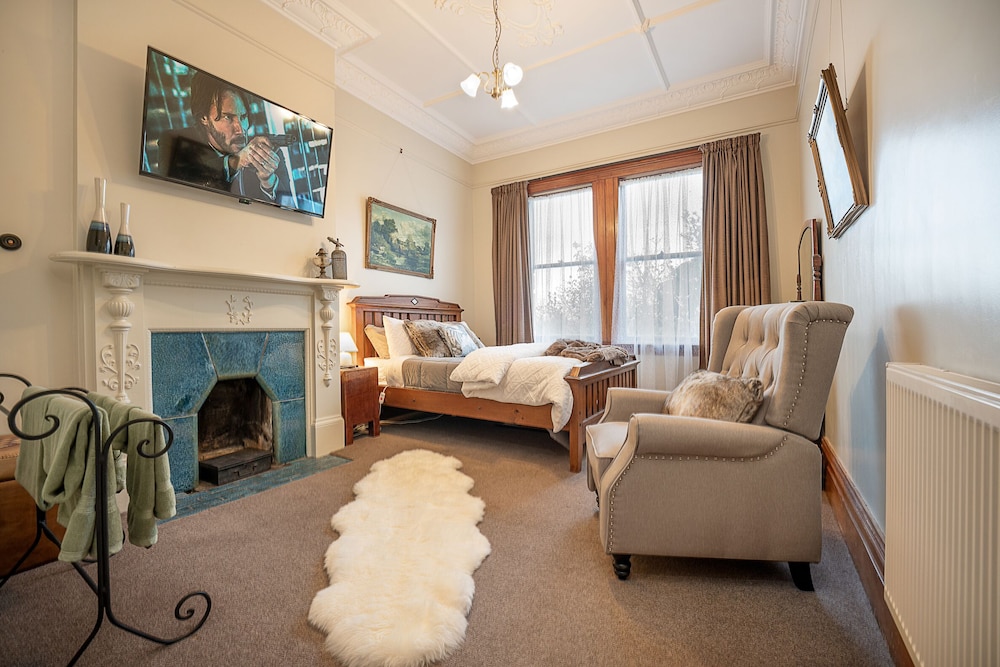 The Fern & Thistle Luxury Accommodation in Balclutha, New Zealand