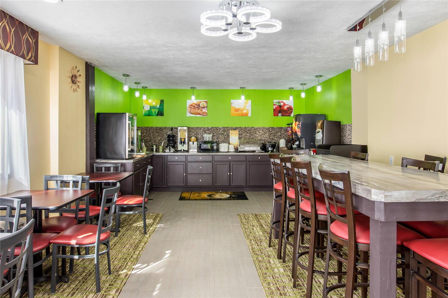 Quality Inn Grand Rapids Near Dowtown - photo 19