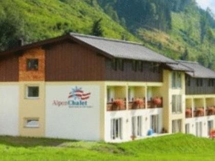 Apparthotel AlpenChalet in Neukirchen Am Grossvenediger, Austria