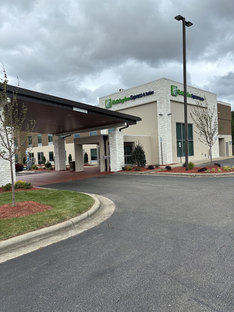 Holiday Inn Express & Suites Wilson I 95 By IHG - photo 43