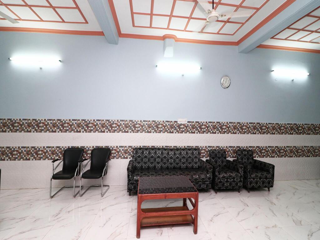 OYO 15267 Chaitdeep Palace in Gorakhpur, India