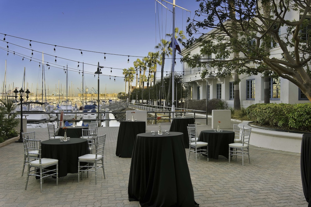 DoubleTree by Hilton San Pedro Port of Los Angeles - photo 55