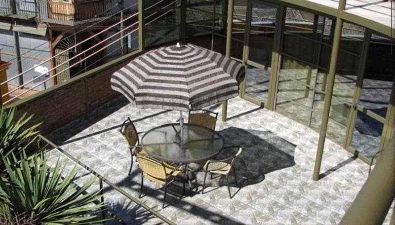 Robinson Crusoe Inn Valparaiso Hertitage