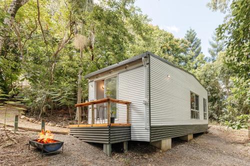 Hide in the Hinterland - last minute hotel in Maroochy River