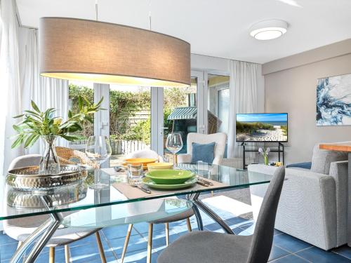 Landhaus Residenz Kirchsee Inseltraum — 4-Star Luxury Hotel in Kirchdorf, Germany