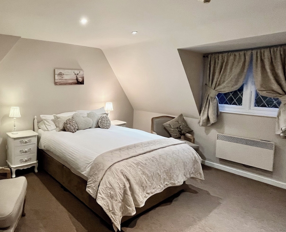 Park Farm Bed and Breakfast — 4-Star Luxury Hotel in Windsor, United Kingdom