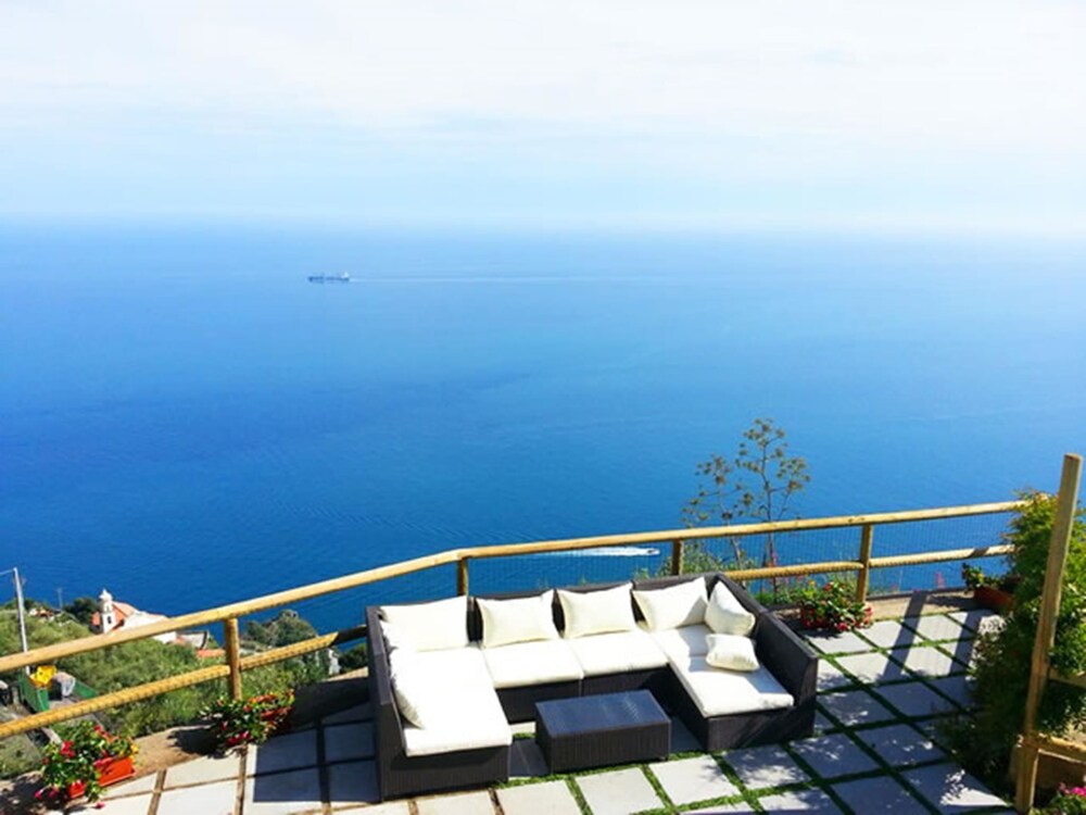 Villa Turquoise — 4-Star Luxury Hotel in Conca Dei Marini, Italy