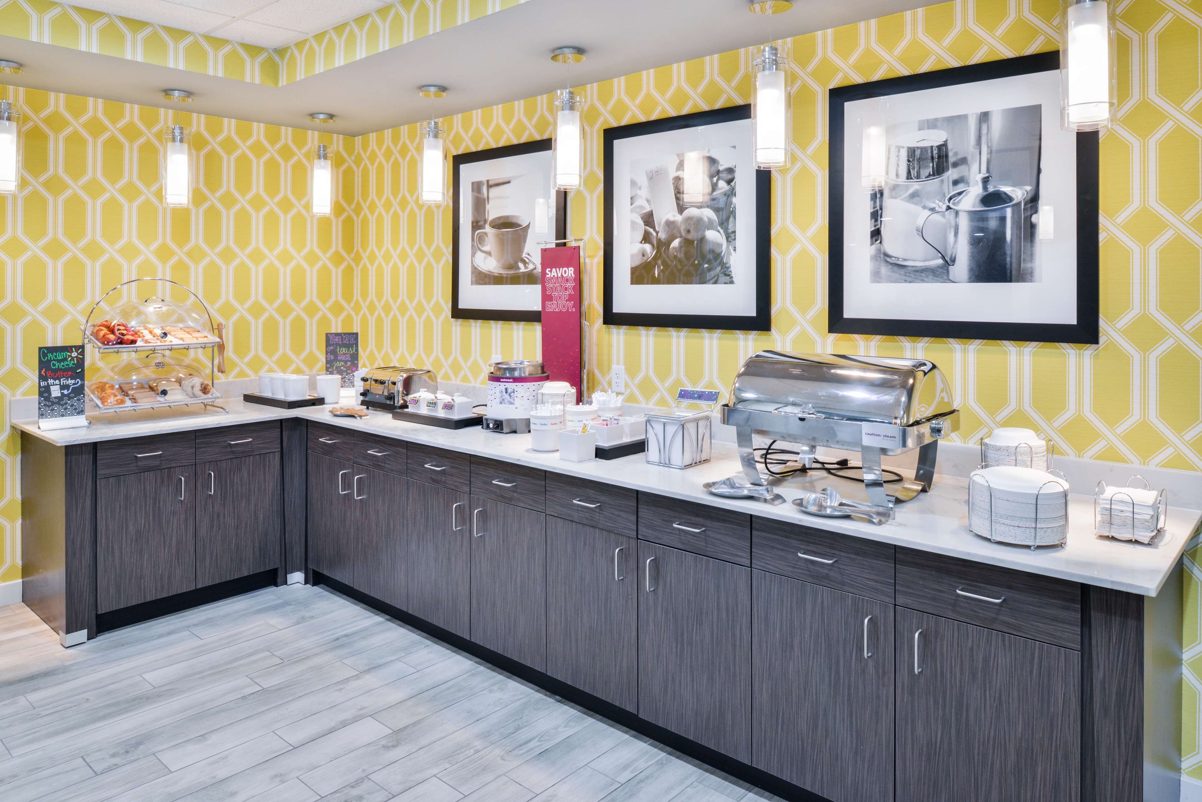 Hampton Inn Emporia - photo 15