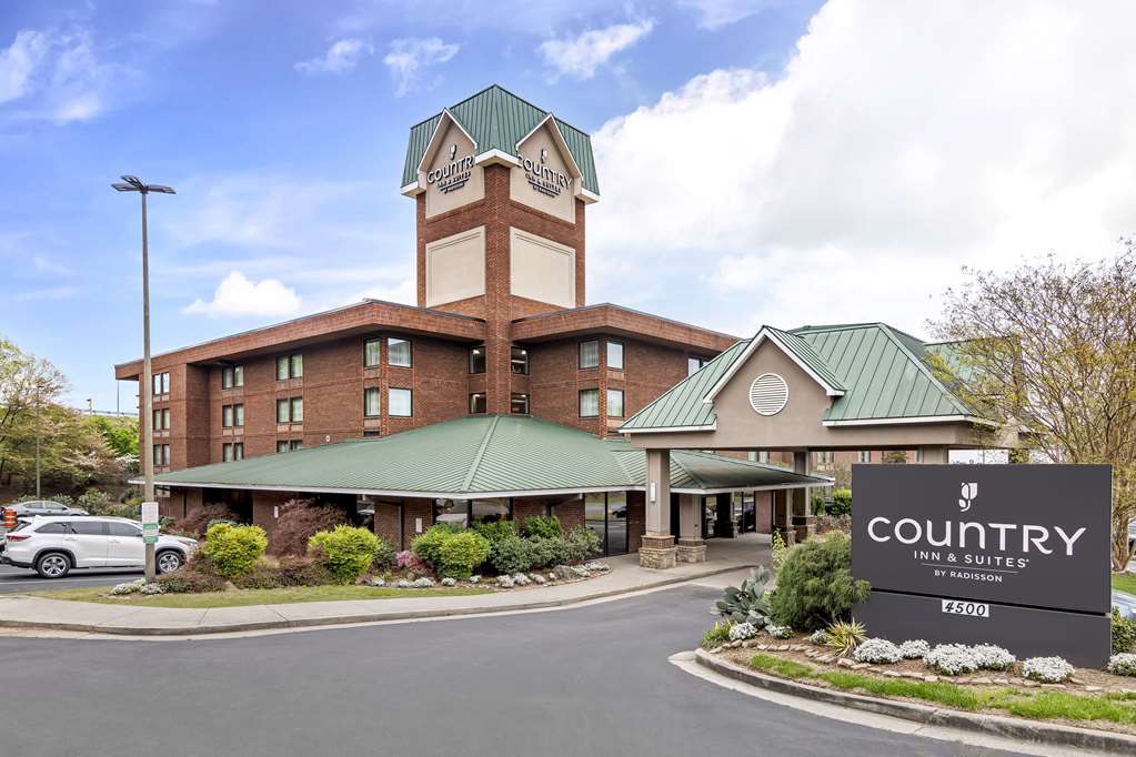 Country Inn & Suites by Radisson Atlanta Galleria Ballpark GA - carbon neutral hotel in Atlanta