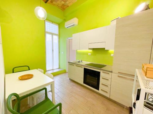 Casa Pesa 2 rooms 2 baths Rome center — 4-Star Luxury Hotel in Rome, Italy