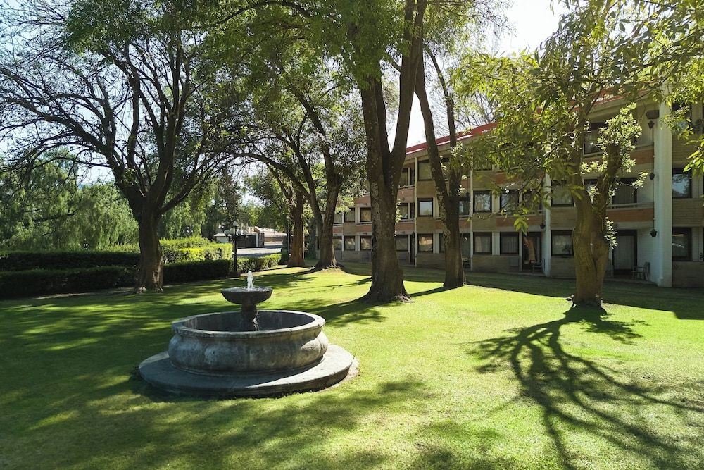 Marriott Puebla Hotel Meson del Angel