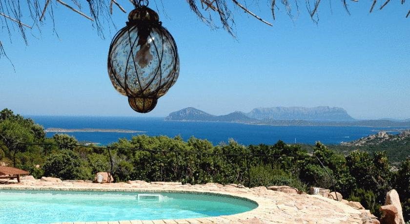La Villa Yolanda — 4-Star Luxury Hotel in Arzachena, Italy