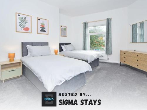 Richard Moon House By Sigma Stays — 4-Star Luxury Hotel in Crewe, United Kingdom