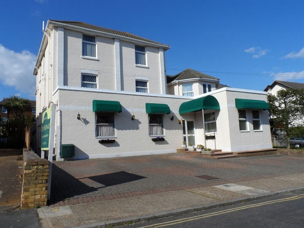 The Avenue - last minute hotel in Shanklin