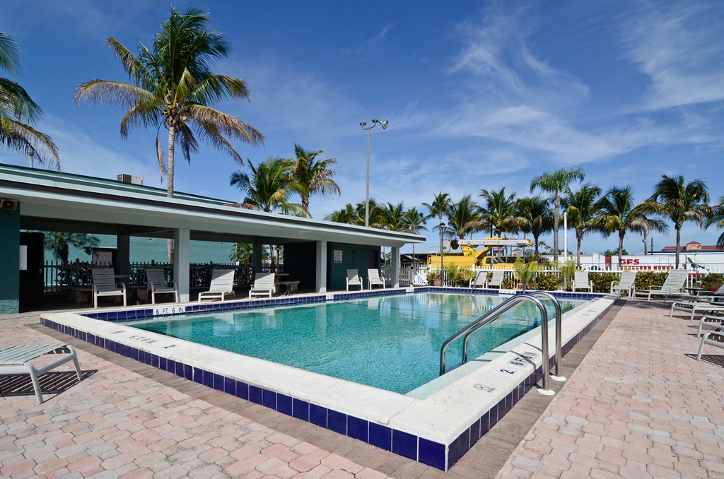 Americas Best Value Inn Ft. Myers - photo 20